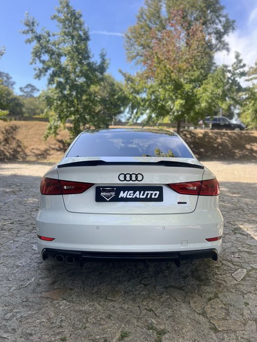 Audi A3 Limousine S-Line 2.0 TDI Look RS3
