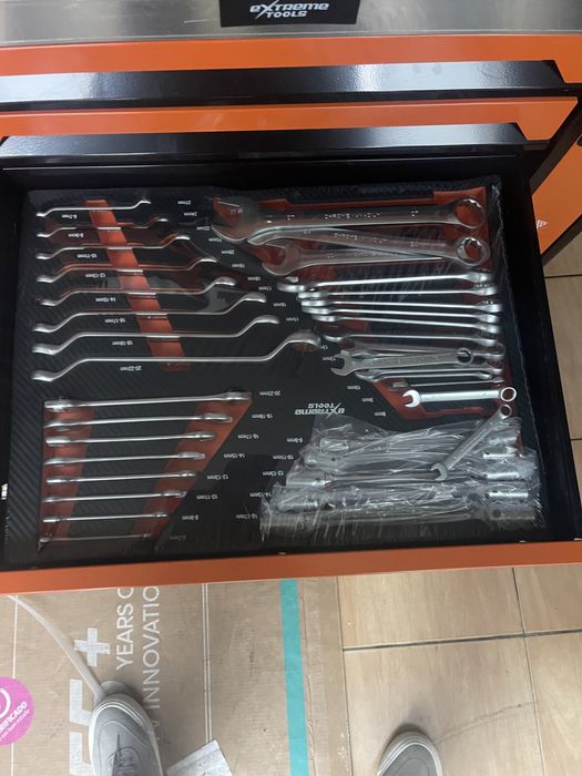 Carrinho de ferramentas 7 gavetas  7 cheias