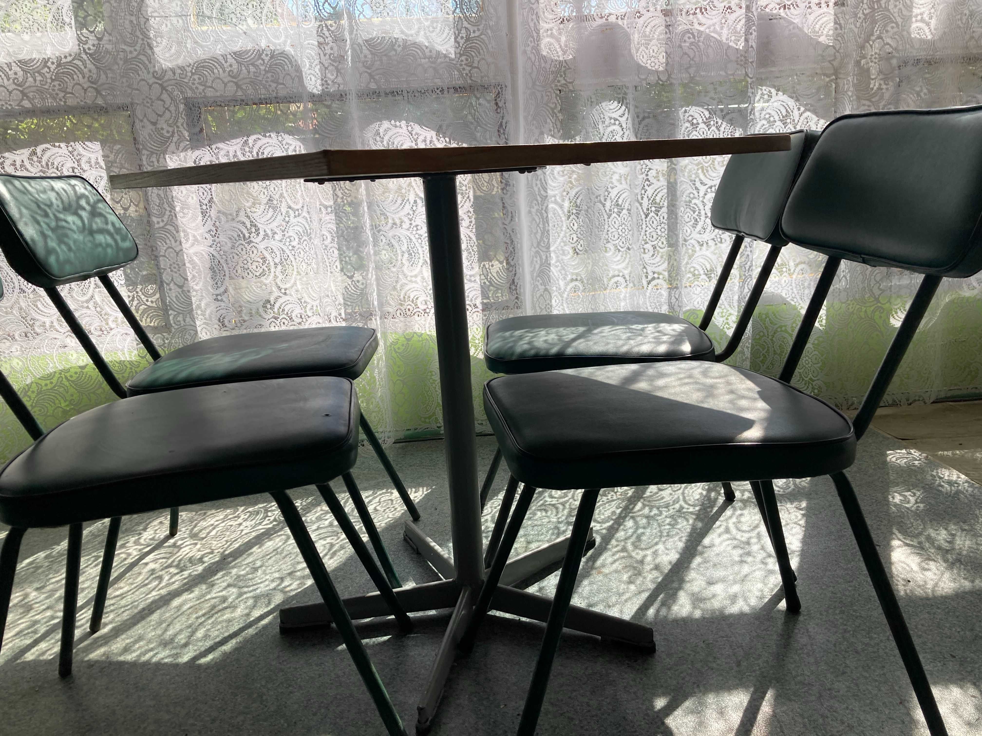 Stół 80x80 kwadratowy na jednej nodze PRL