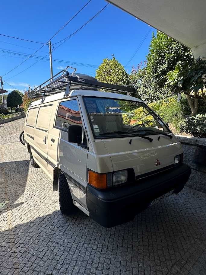 Mitsubishi L300 Campervan ( Legalizada especial dormirório)