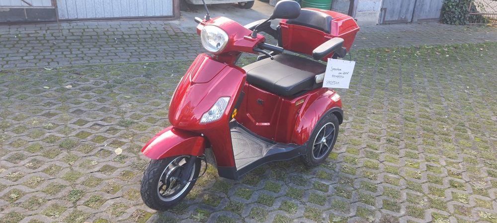 Pojazd inwalidzki, skuter elektryczny , bez prawa jazdy