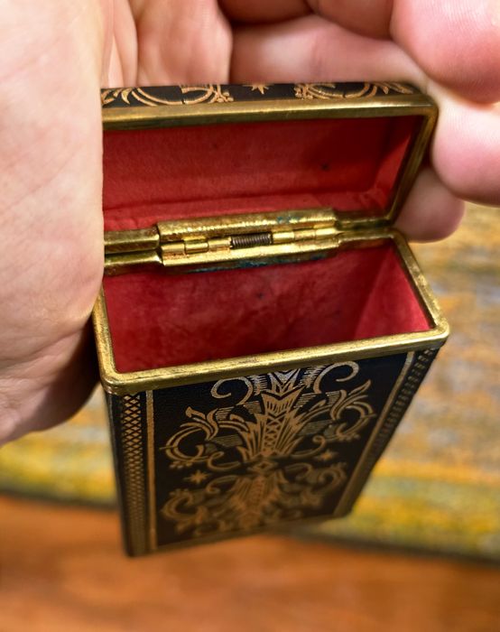 Pudełko na papierosy, syrenka Warszawska, Vintage Prl