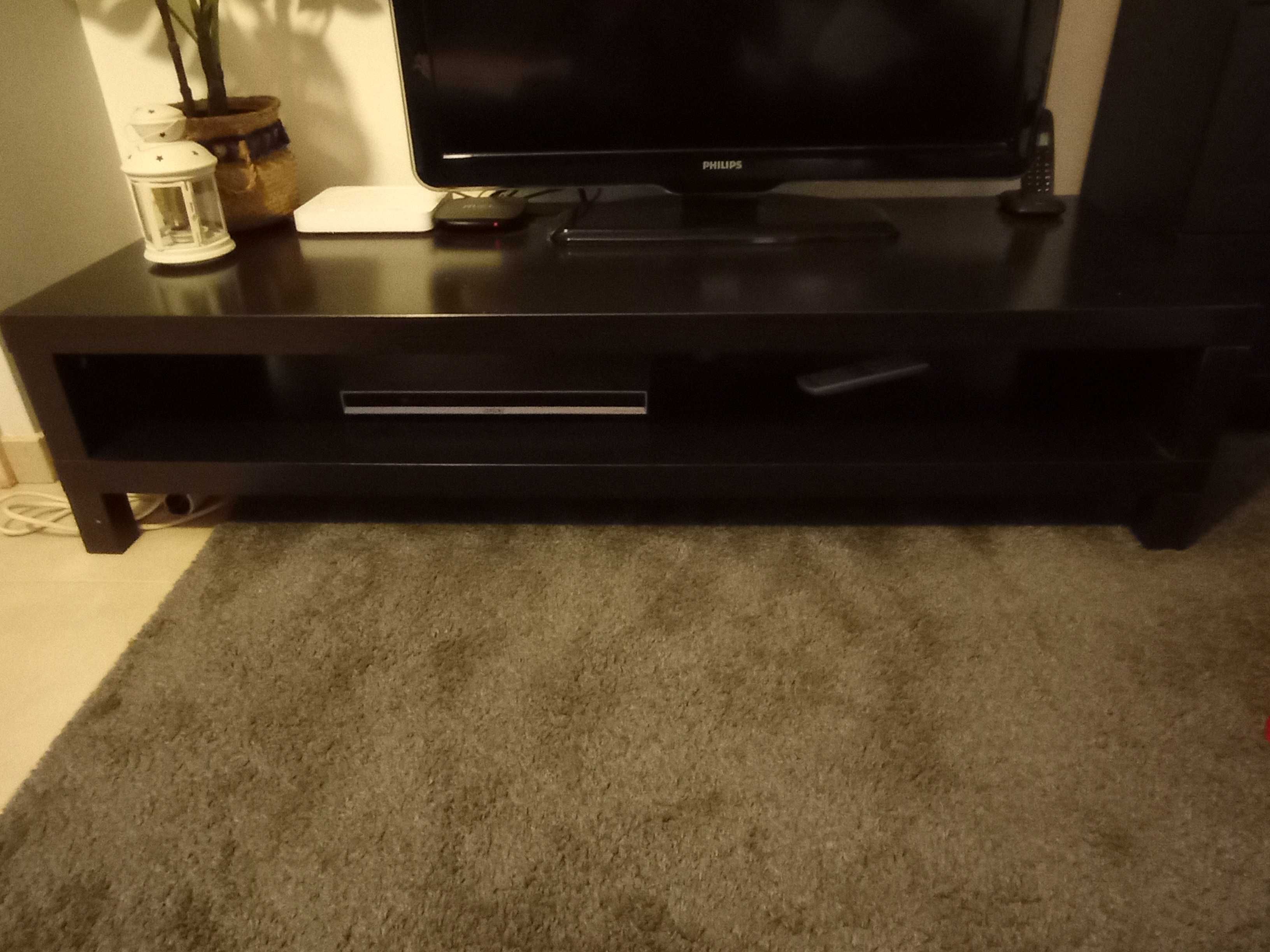 Móvel TV Lack (IKEA)