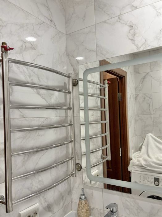 Продам КРУТЕЗНУ 2-кімнатну квартиру