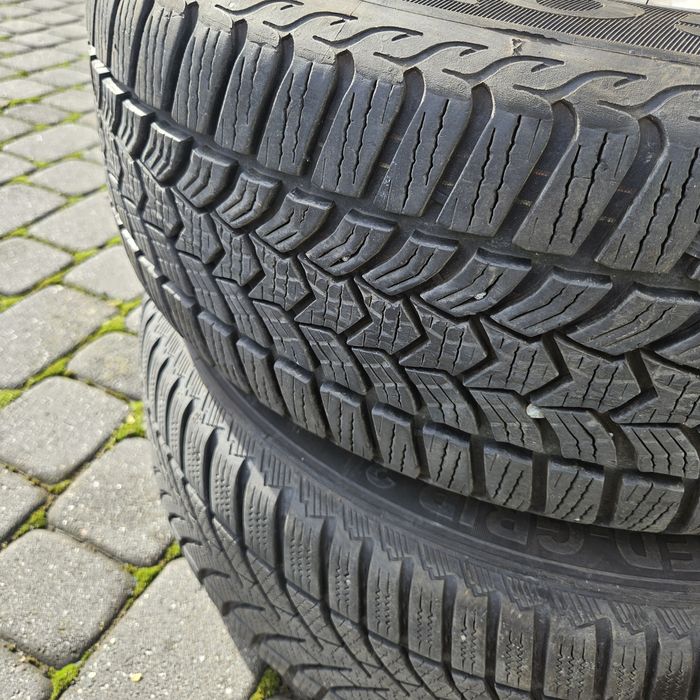 Opony zimowe 105/55 16 R felgi mercedes C, 5x112