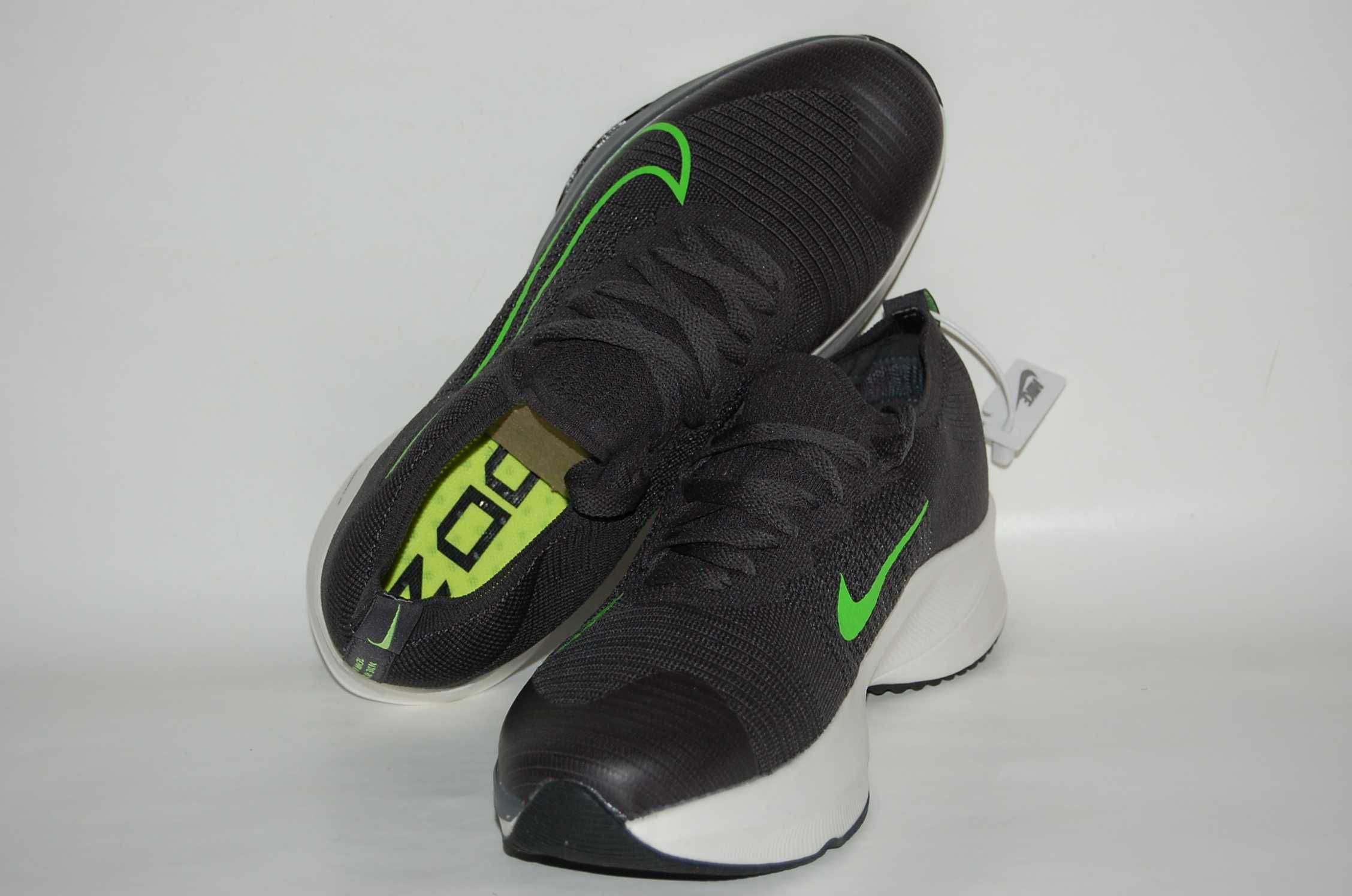 Nike Air Zoom Tempo Next% roz.41