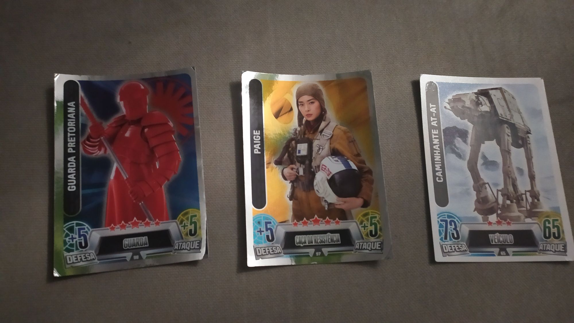 3 cartas FORCE ATTAX STAR WARS trading card game