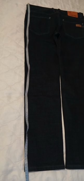 Чоловічі джинси прямі.