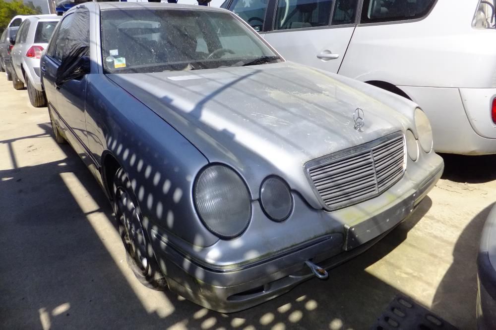 Mercedes E 220 CDI 2001