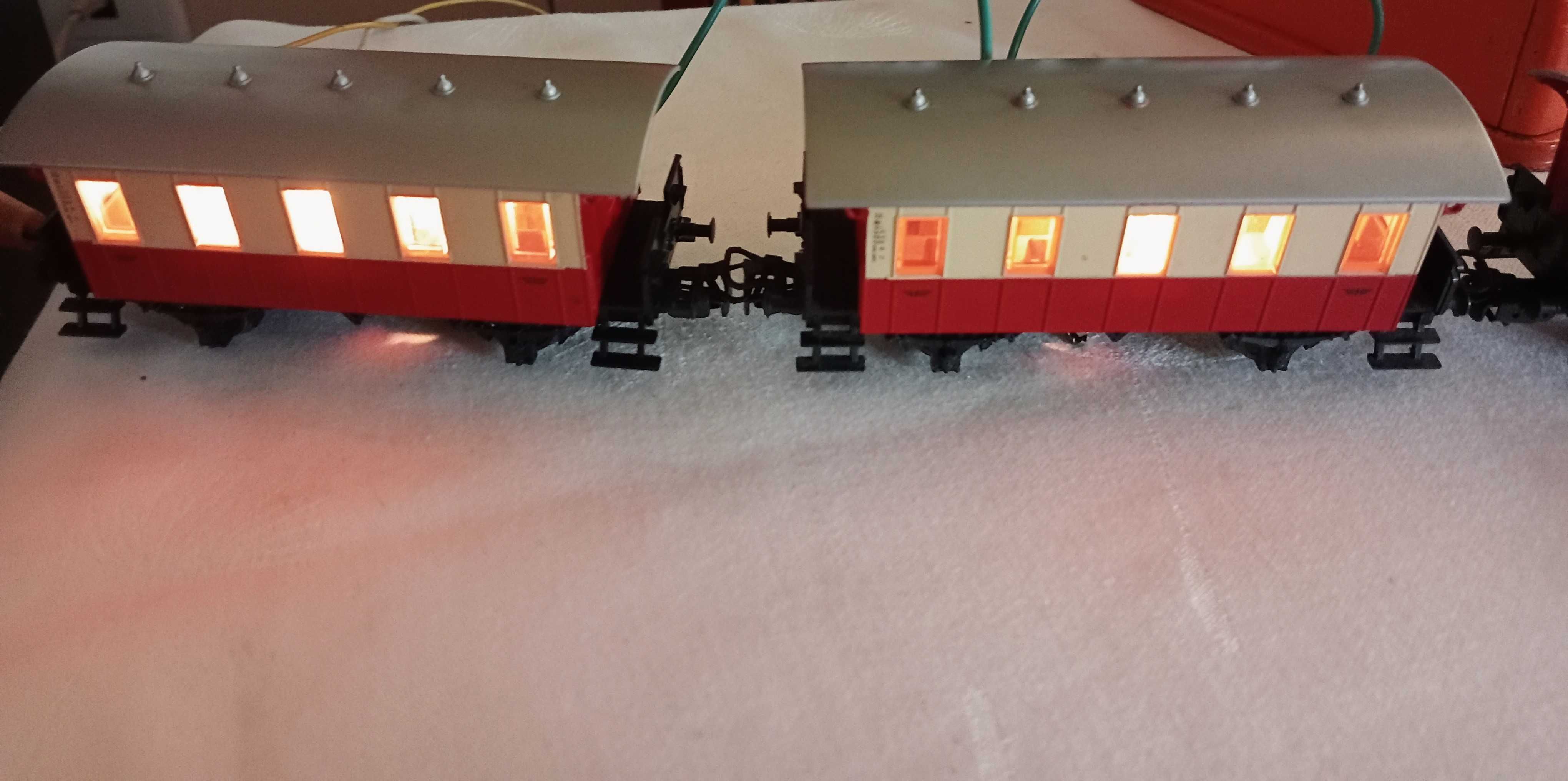 MARKLIN carruagens 4107 + 4108 com iluminação