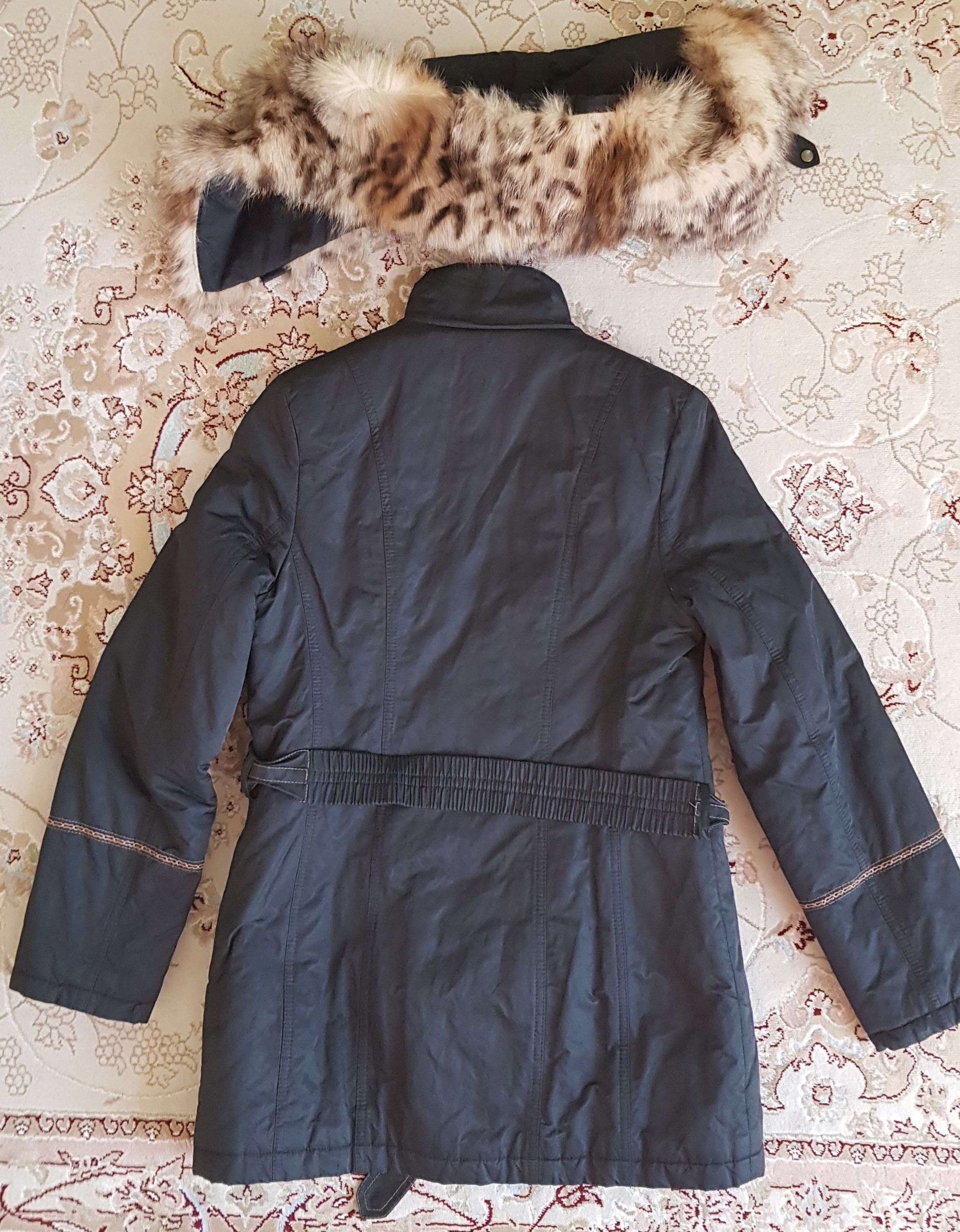 Зимова жіноча куртка ROLADA