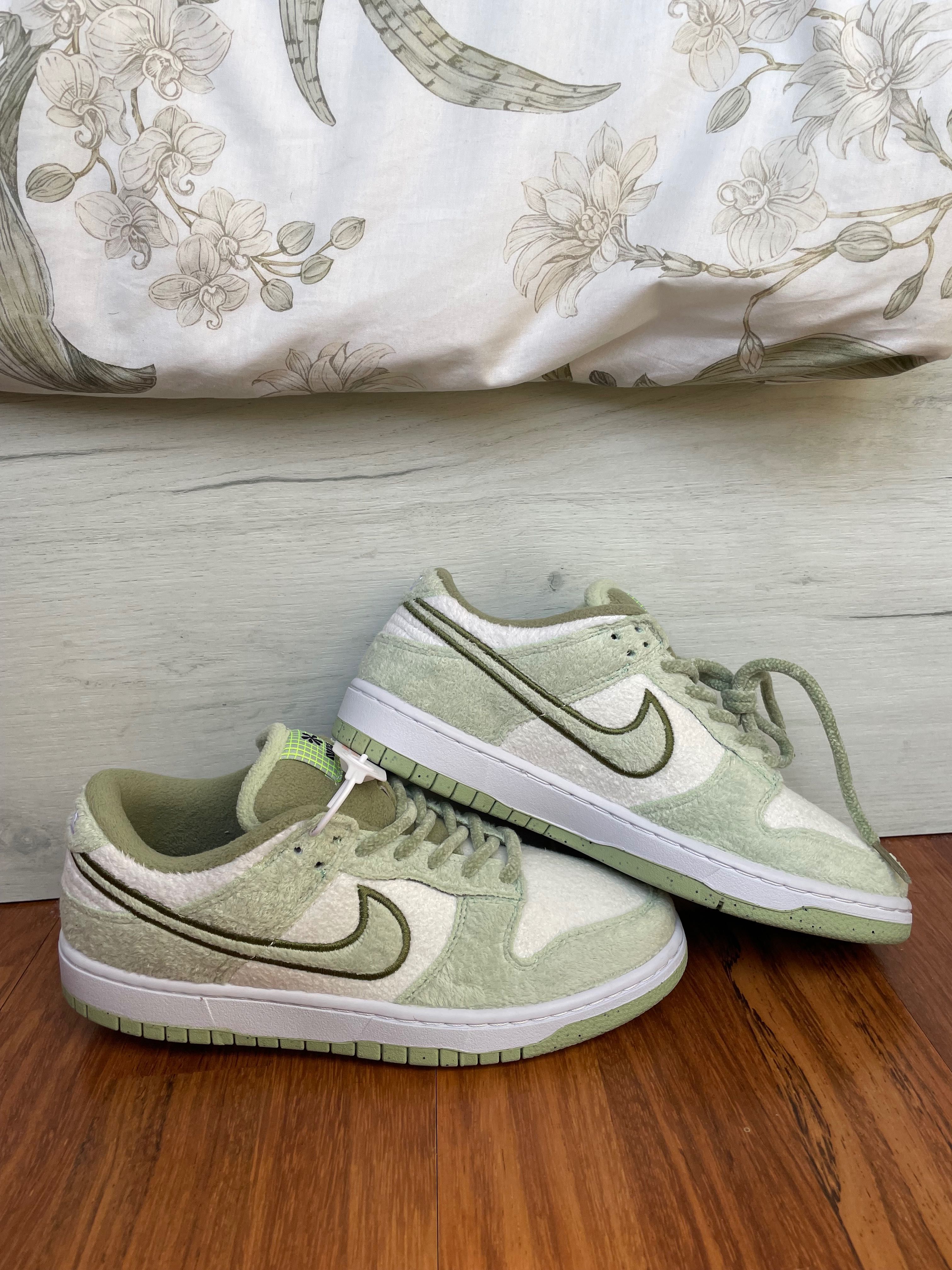 Nike Dunk Fleece Honeydrew