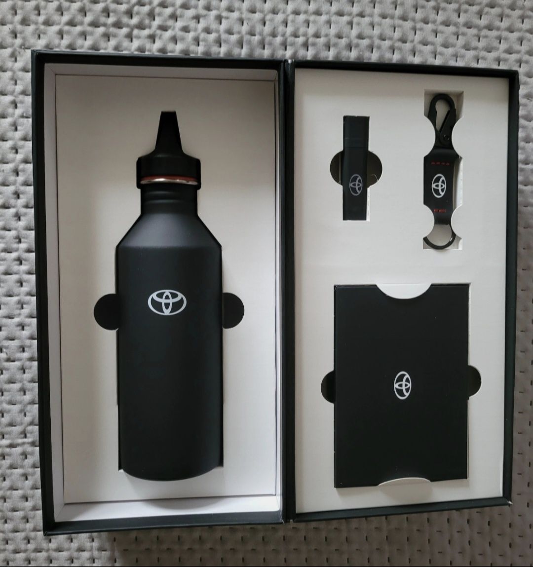 Gadżety box Toyota