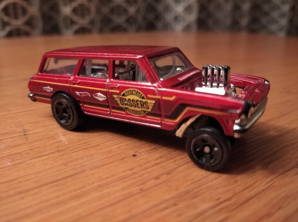 Hot Wheels модель '64 Chevrolet Nova Gasser (7 см)