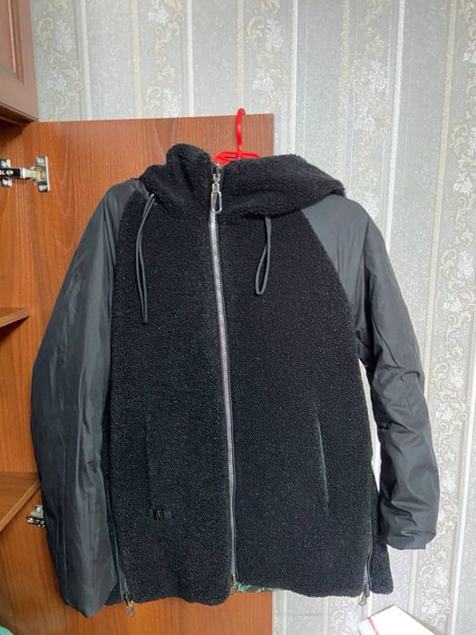 Жіноча зимова двостороння курточка