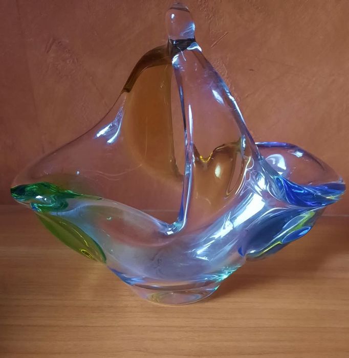 Хрустальні вази  Bohemia,кольорове  гутне скло,салатниці, конфетниці