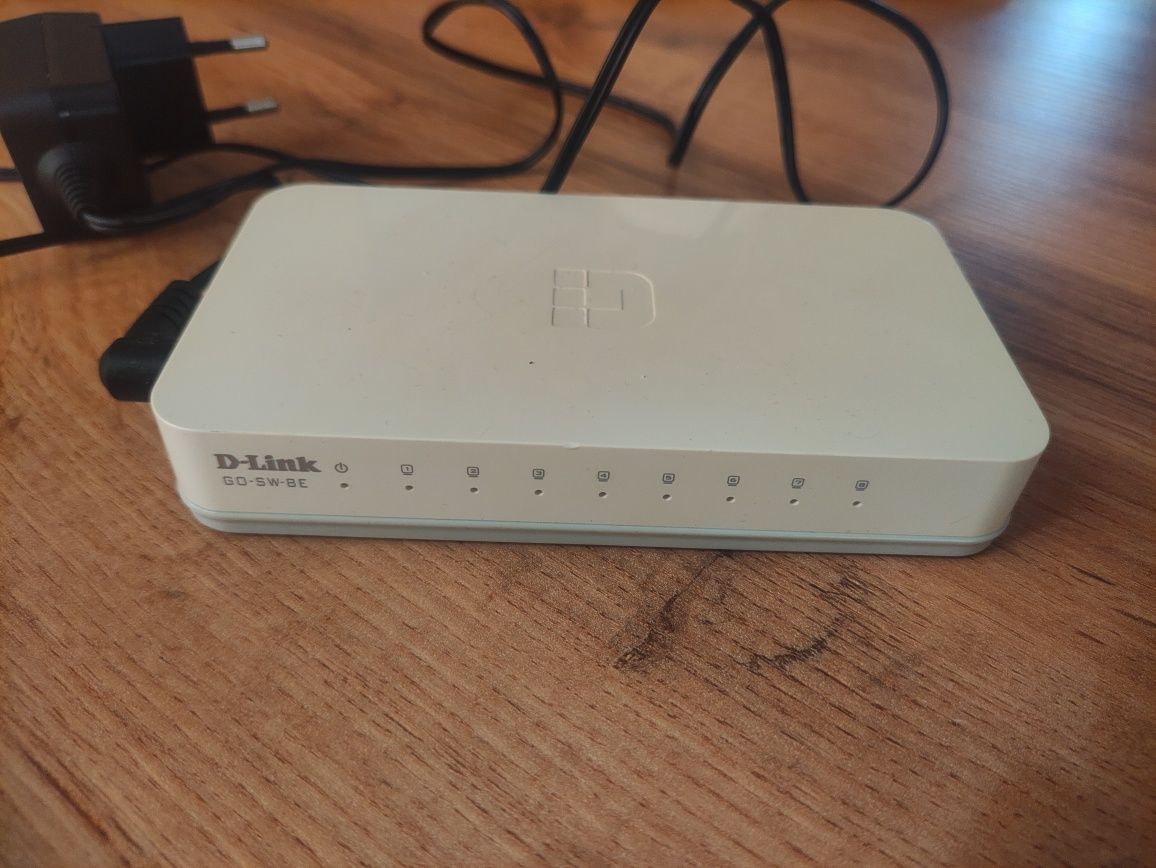 Switch D Link GO-SW-8E