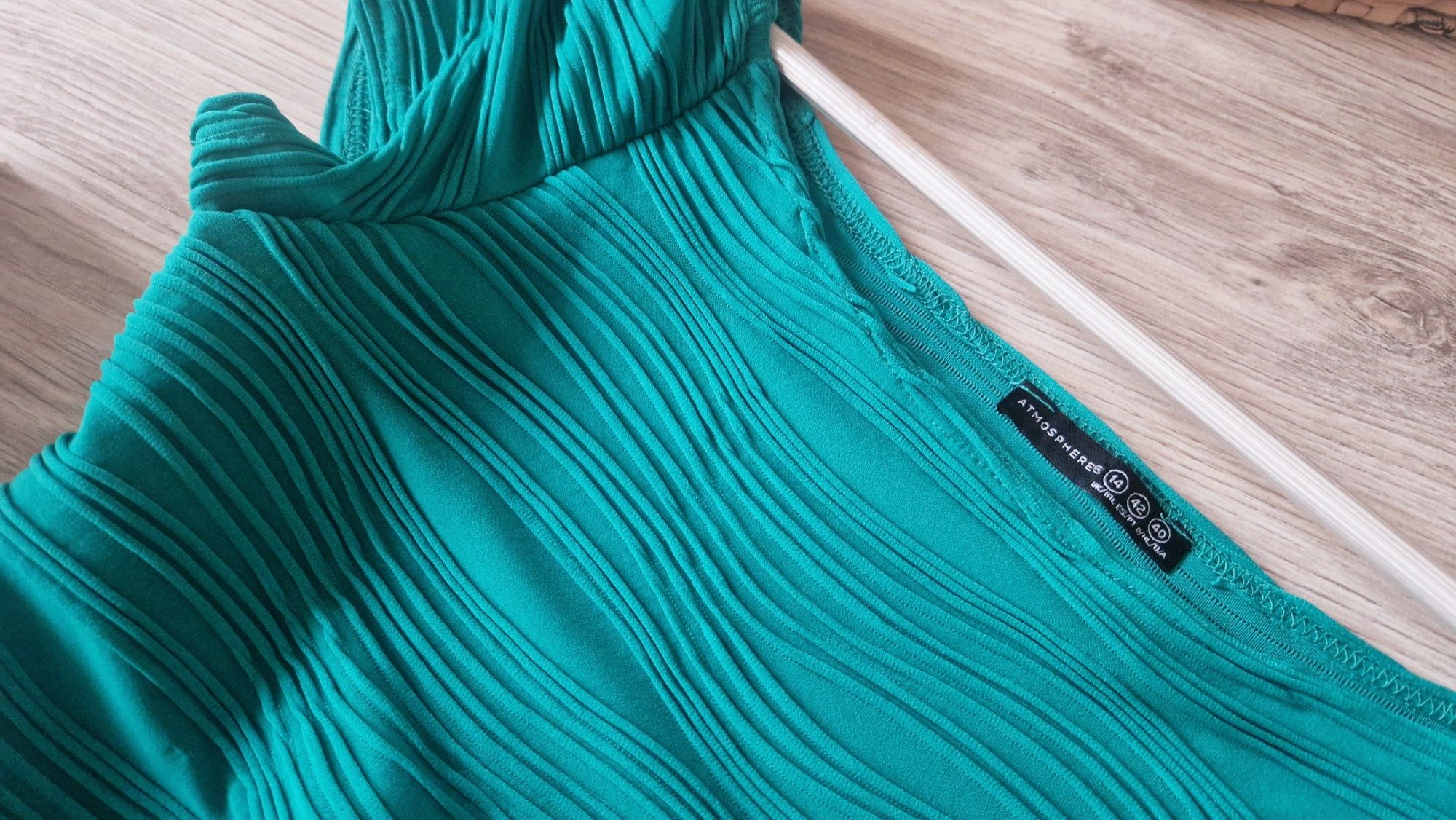 M-XL Szmaragdowa Rozkloszowana Sukienka Marszczona Dekolt w Łódkę