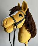 NOWY uszyty Hobby Horse A4 z ogłowiem i wodzami żółty