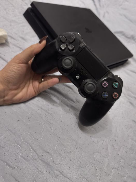 PlayStation 4 Slim 500G
