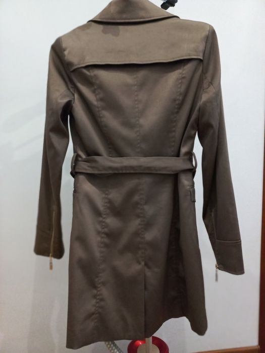 Плашщ-тренч весна