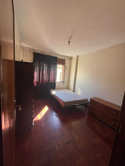 Arrendo Quarto na Rua da Junqueira