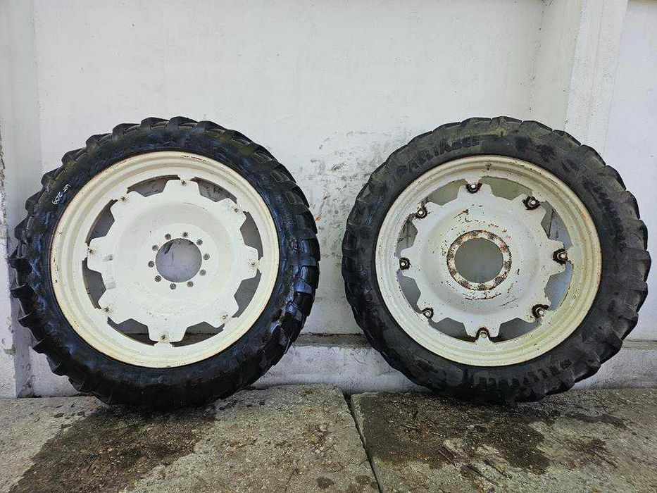 2 Koła rolnicze, wąskie uprawowe 13,6R48