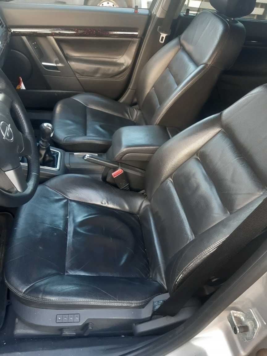 Vectra C kombi Lampy zderzak maska błotnik klapa  fotele skórzane Z157