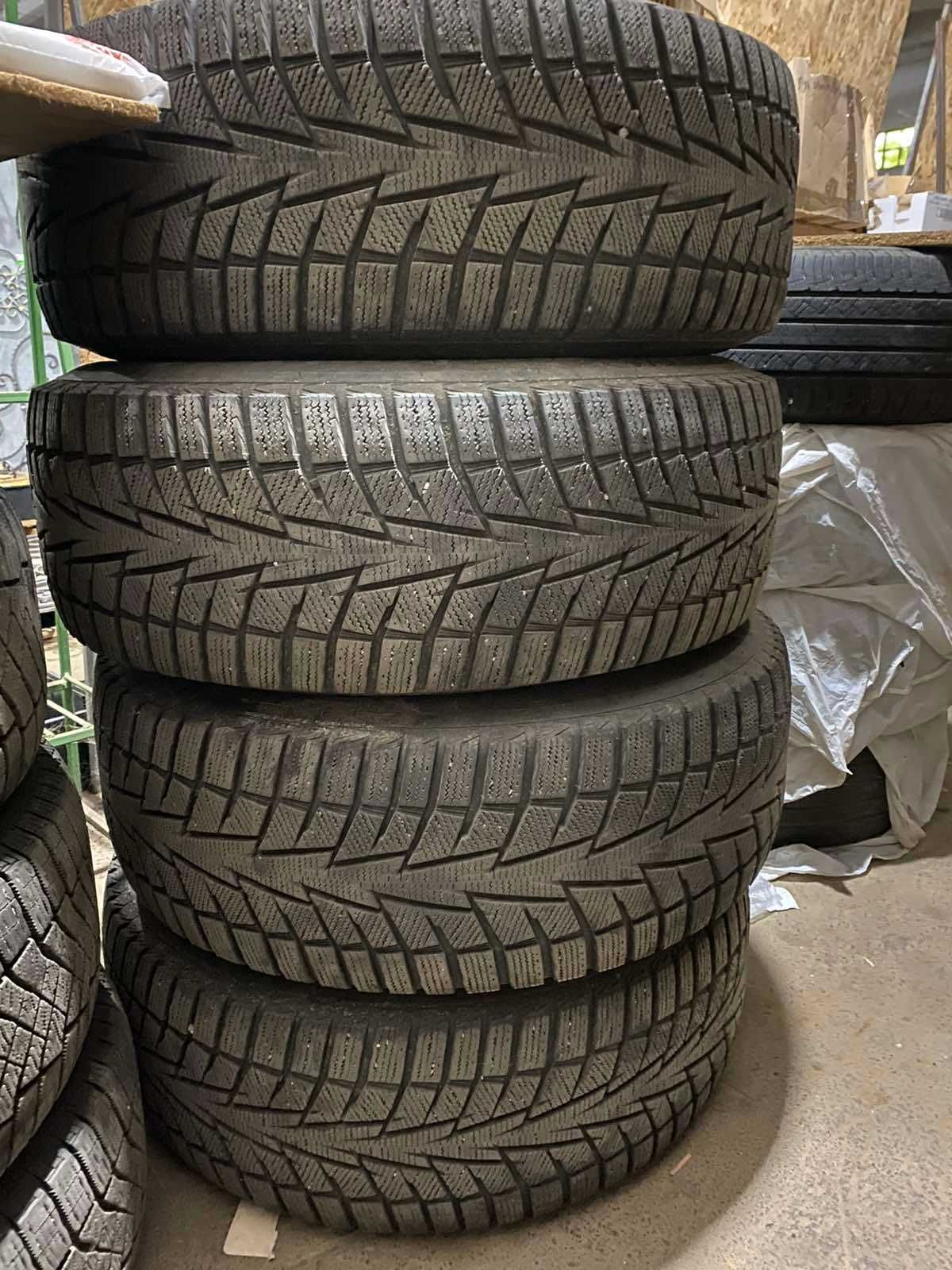 диски Grand Cherokee з резиною Hankook Winter i-cept X 265/65 R17