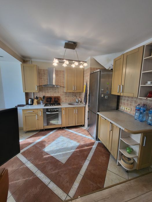 Сдаётся 2х студия с красивым видом ул. Тбилисская