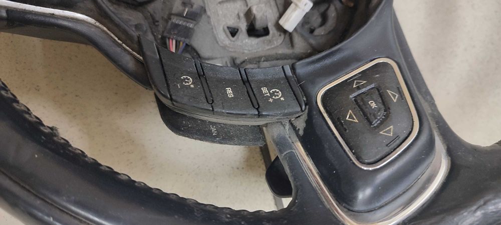 Деталі для автомобіля  Jaguar