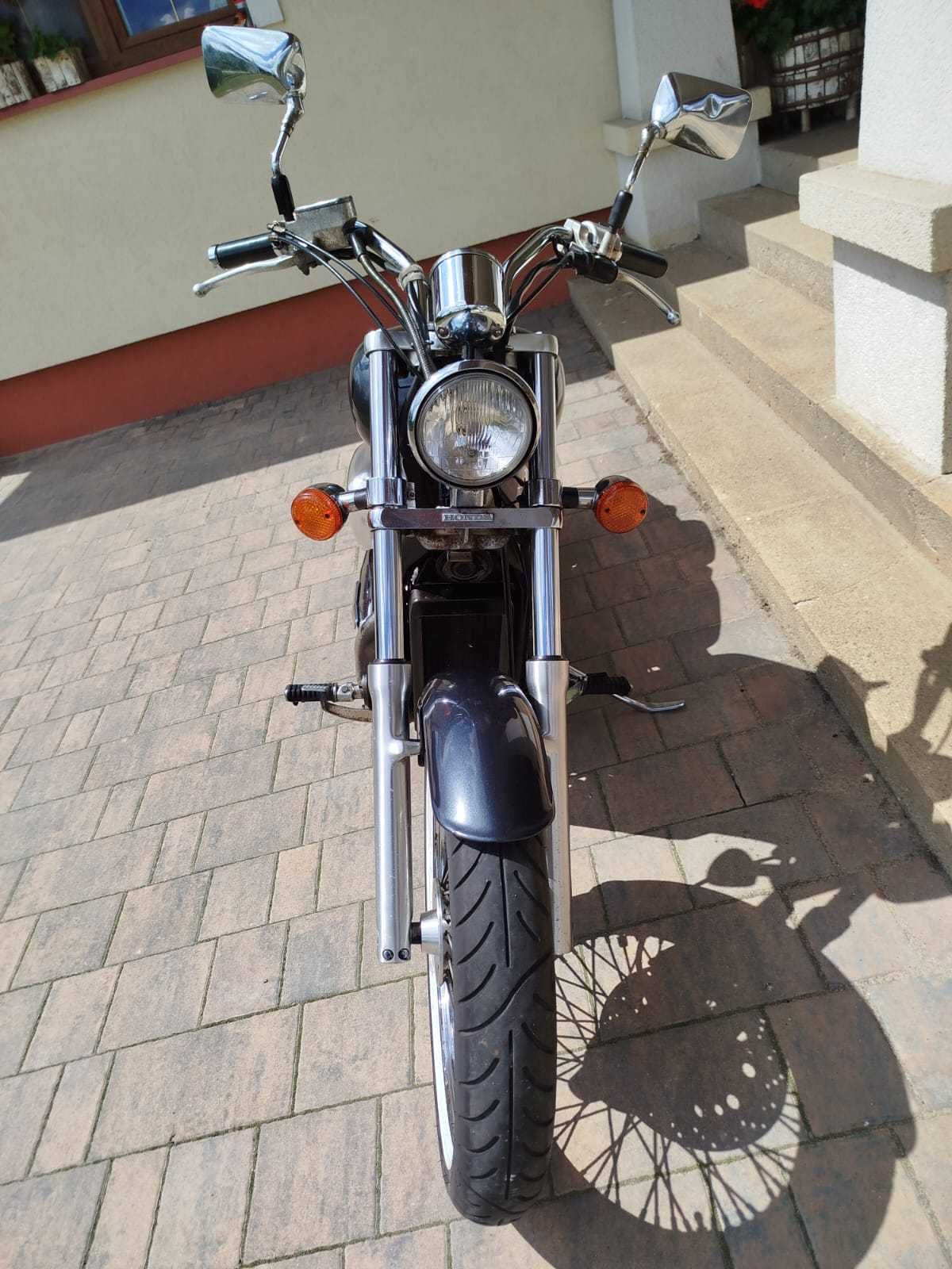 Hond Shadow 600, rok 1998