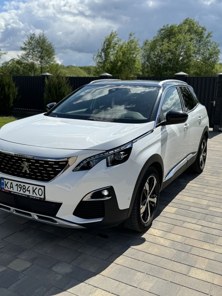 Продам автомобіль Peugeot 3008 2019р.