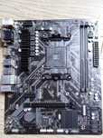 Материнська плата Gigabyte B450M S2H