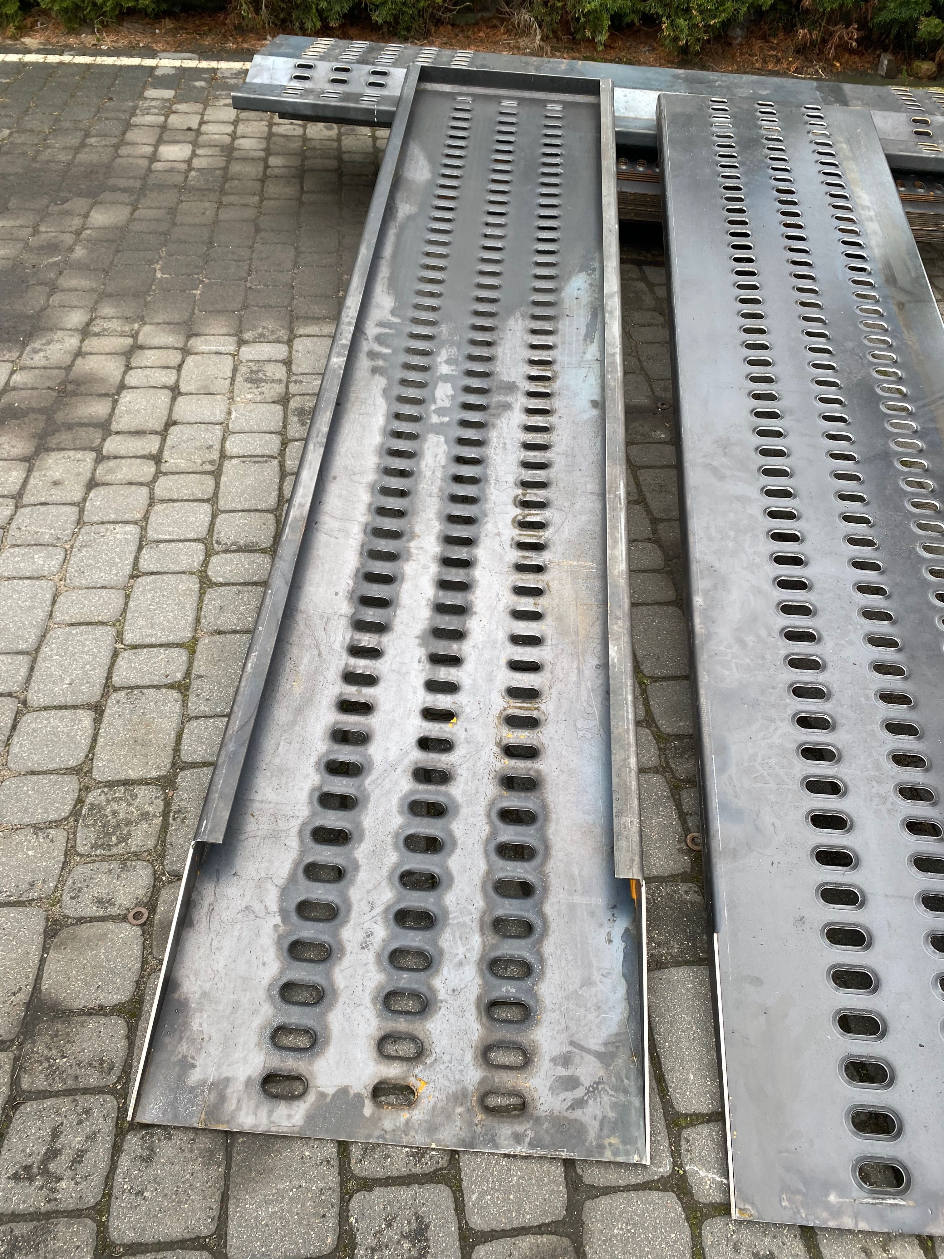 Bardzo mocne najazdy trapy stalowe do ciężarówki panele