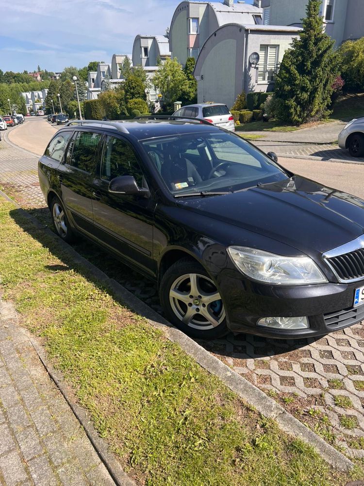 Skoda Octavia  1,6 tdi automat kombi