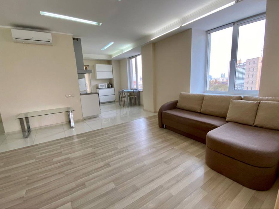 Аренда 2 к квартира Днепр Александра Поля 27д