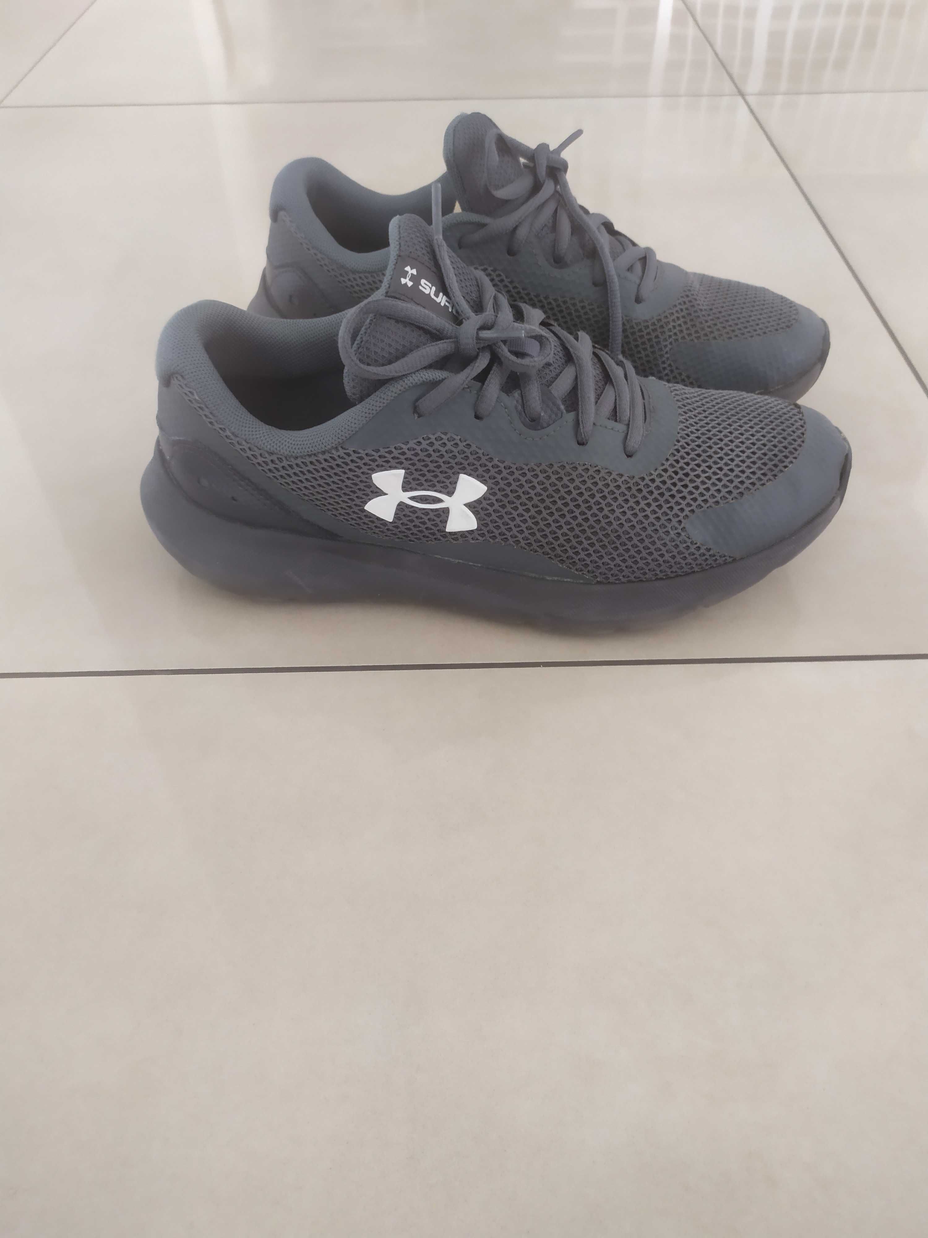 Buty Under Armour r.40