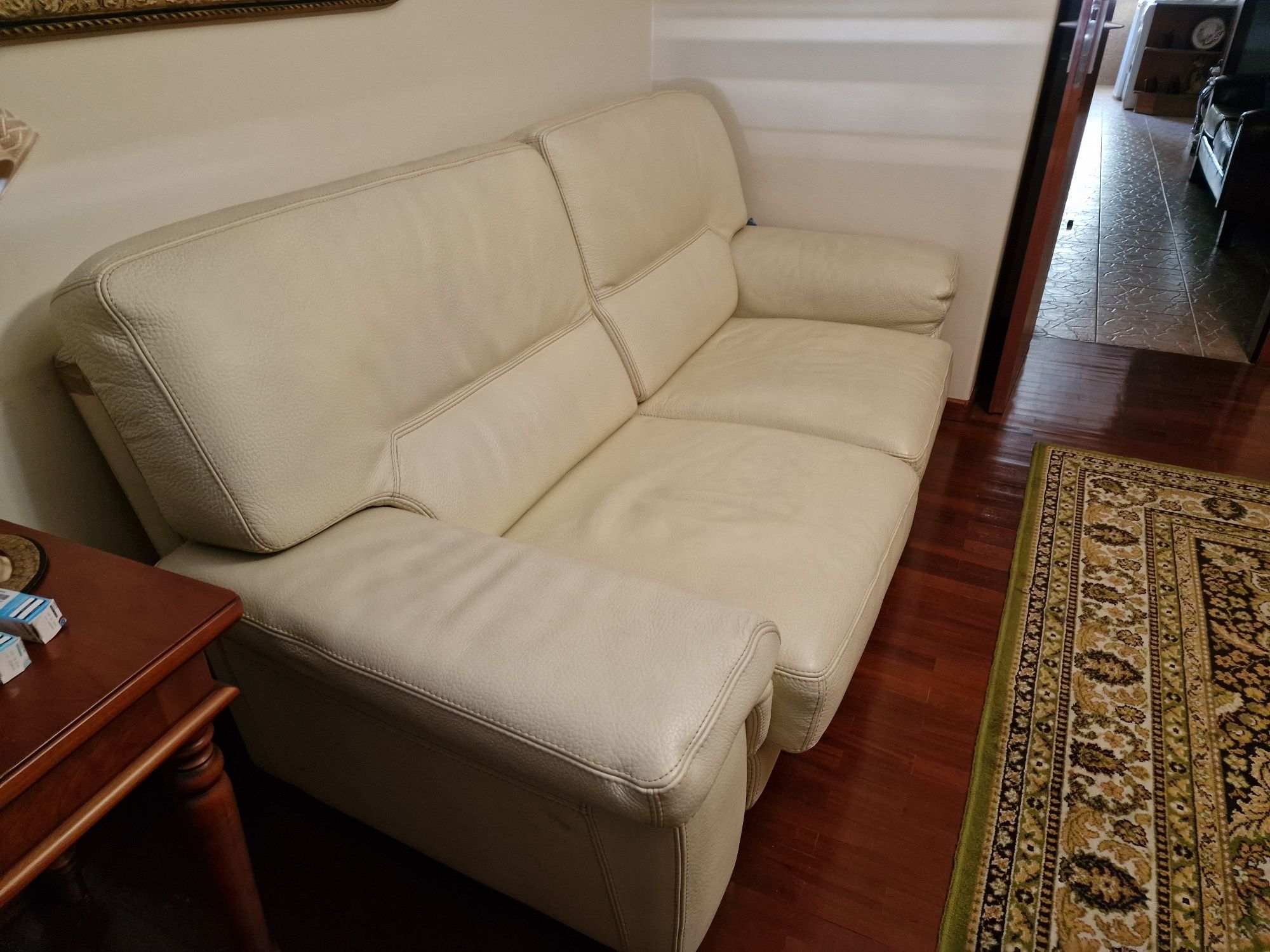 Conjunto de Sofás 2 + 1