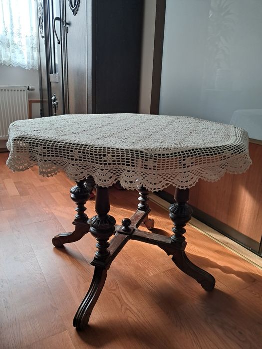 Śliczny stolik kawowy