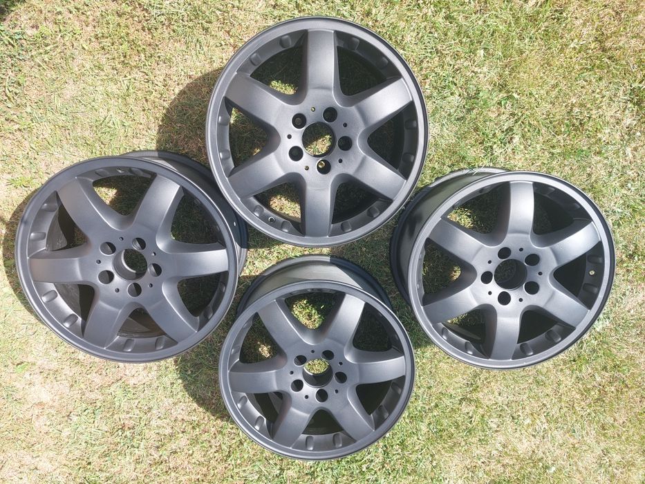 Продам R17  Et52 8 5j*112 комплект оригінальних дисків  на w163