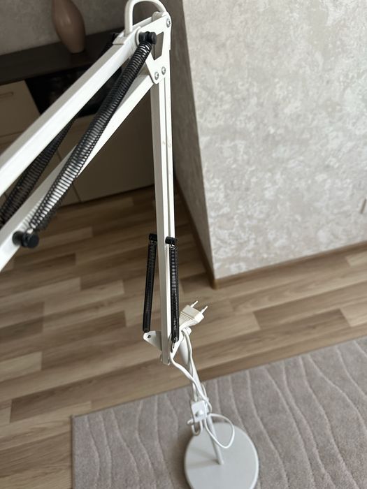 Лампа напольная торшер