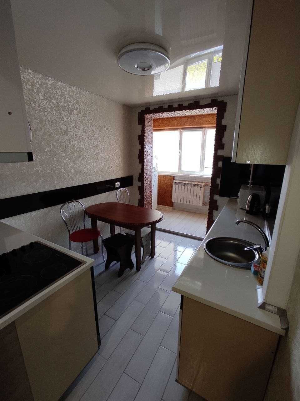 Продаж 3-кімн. квартири, 1-й мікрорайон