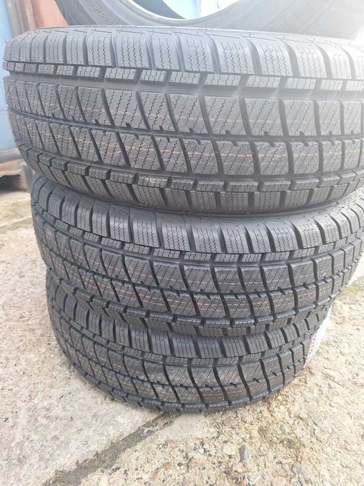 Otwock - Opona całoroczna 205/65R16C 107/105T Kenda Komendo 4S KR105