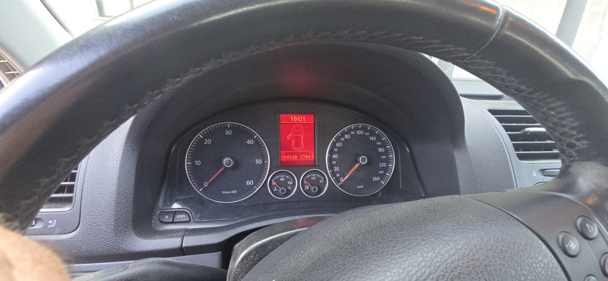 VW Golf v variant 1.9 tdi com motor avariado