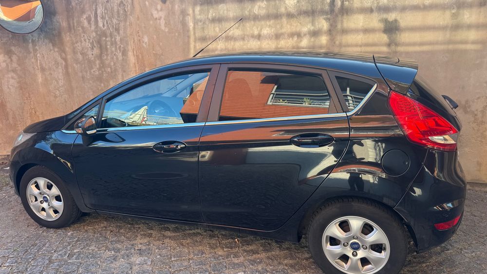 Ford fiesta titanium