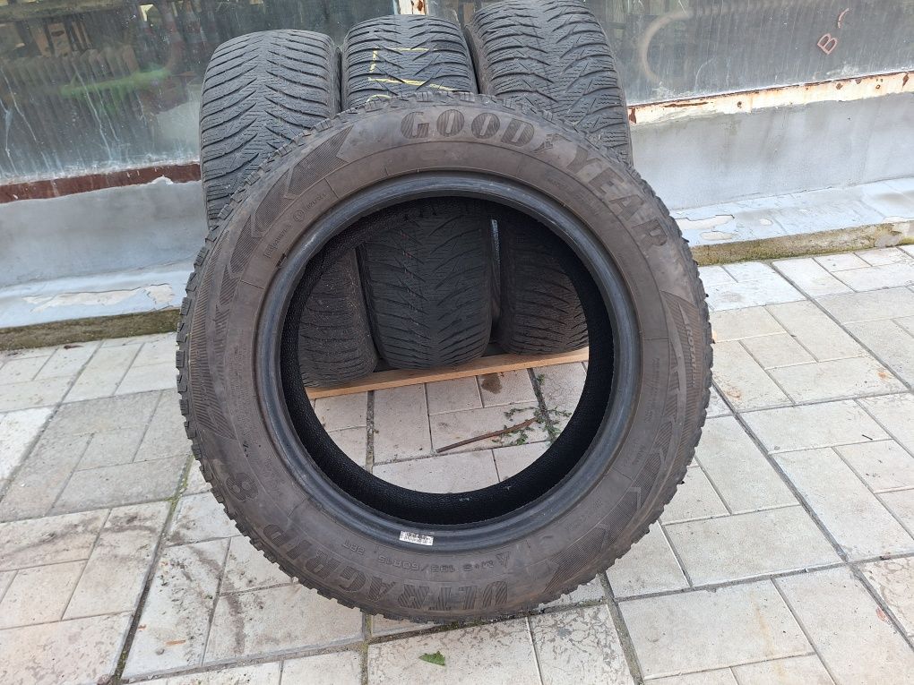 Продам Goodyear UltraGrip 8 195/60 R15