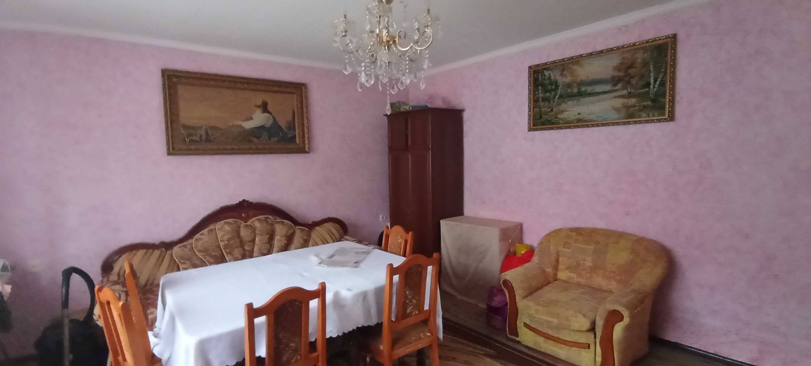 Ціну знижено! Продаємо будинок Поляна Закарпатської