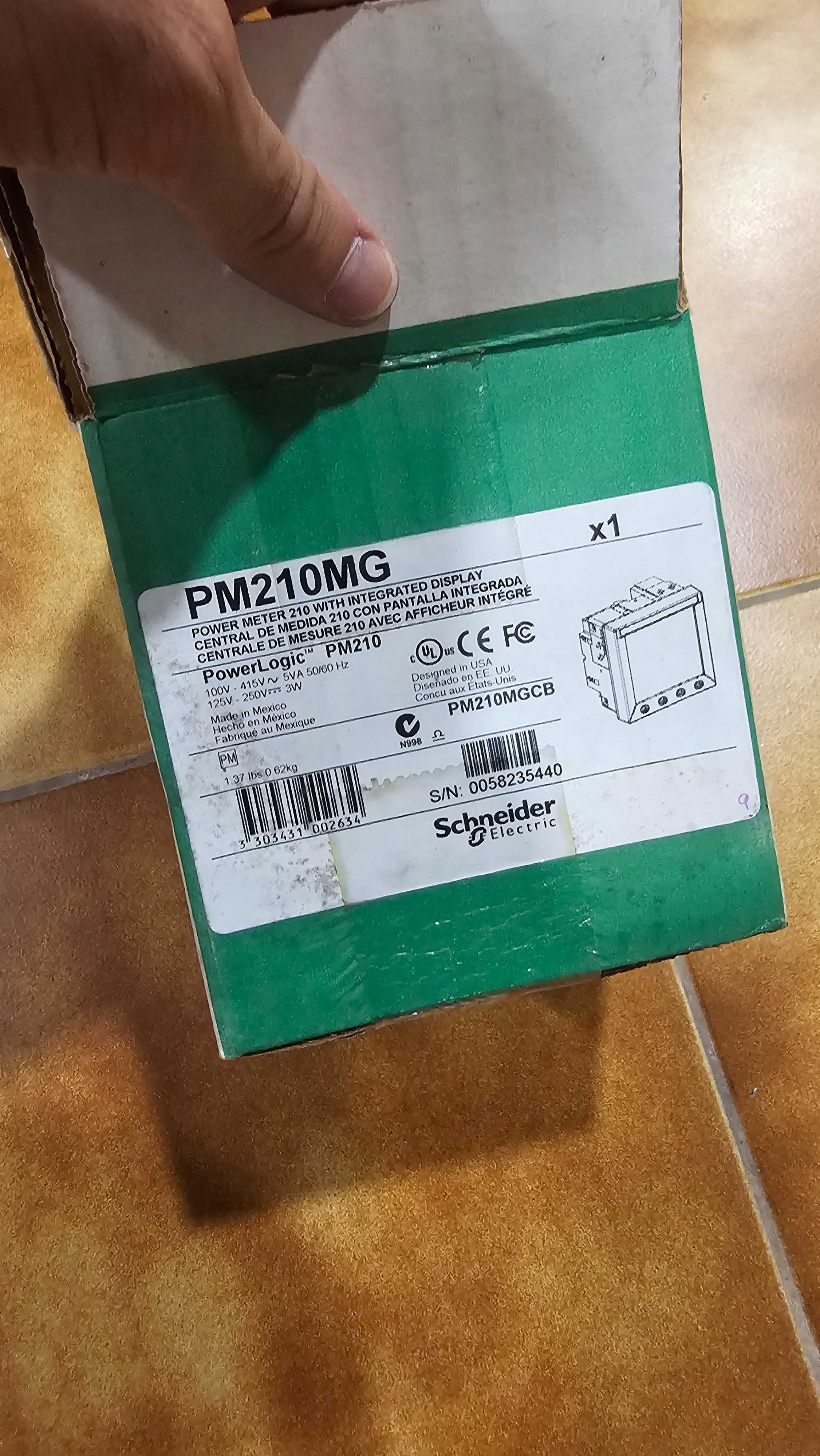 Central de Medida de Energia Schneider PM200MG com ecrã