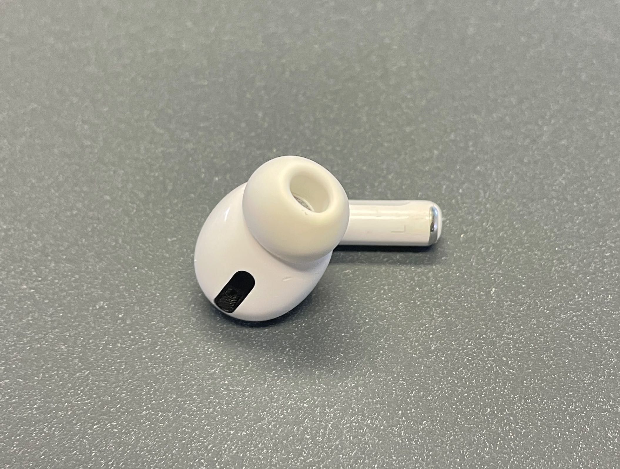 oryginalna lewa słuchawka AirPods pro 1gen .A2084/3